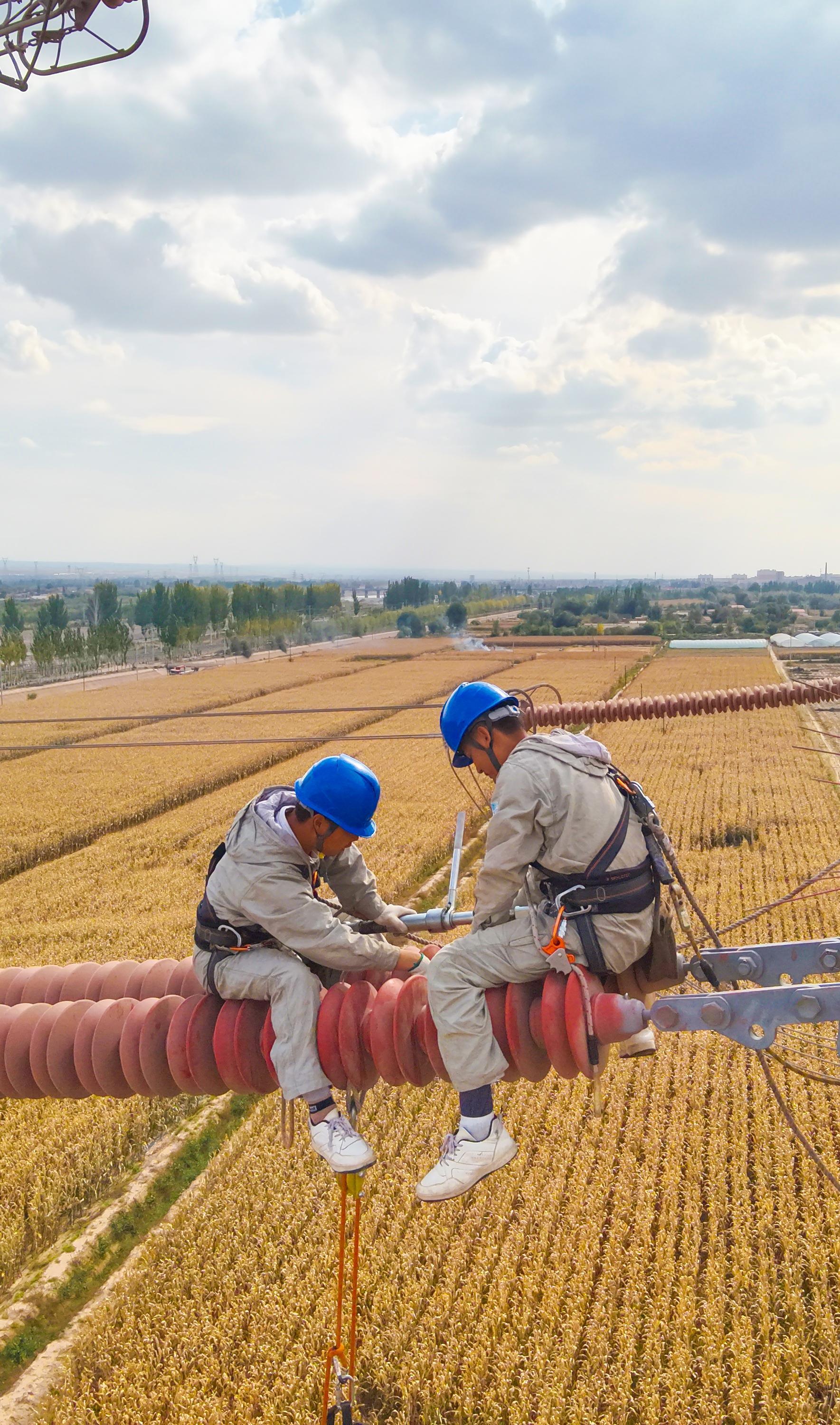 Dư hạ, kiểm tra bảo trì không ngừng nghỉ.
